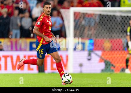 KÖLN, DEUTSCHLAND - JUNI 30: Rodri von Spanien beim Achtelfinale der UEFA EURO 2024 zwischen Spanien und Georgien am 30. Juni 2024 im Kölner Stadion. (Foto: Joris Verwijst/BSR Agency) Stockfoto