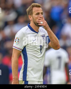 Gelsenkirchen, Deutschland. 30. Juni 2024 - England gegen Slowakei - UEFA Euro 2024 - R16 - Gelsenkirchen. Harry Kane in Aktion. Bild : Mark Pain / Alamy Live News Stockfoto