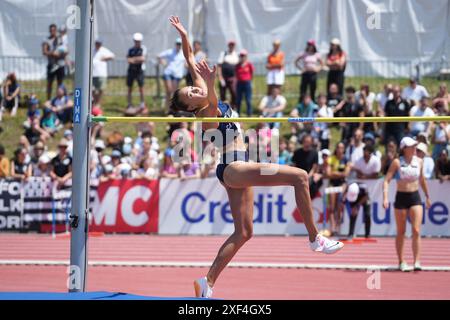 Angers, Frankreich. Juli 2024. MENIKER Nawal CA Montreuil 93 FINALHAUTEURE FRAUEN während der französischen Leichtathletik-Meisterschaft 2024 am 30. Juni 2024 im Stade du Lac de Maine in Angers, Frankreich. Foto: Laurent Lairys/ABACAPRESS. COM Credit: Abaca Press/Alamy Live News Stockfoto