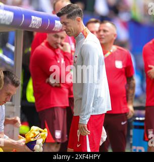 Hamburg, Deutschland. Juni 2024. firo: 16.06.2024, Fußball: UEFA EURO 2024, EM, Europameisterschaft 2024, Gruppenphase, M07, Match 07, Polen Polen - Niederlande Niederlande Holland Robert Lewandowski von Polen Halbfigur Credit: dpa/Alamy Live News Stockfoto