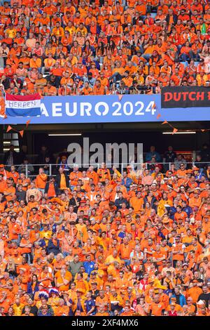Hamburg, Deutschland. Juni 2024. firo : 16.06.2024, Fußball: UEFA EURO 2024, EM, Europameisterschaft 2024, Gruppenphase, M07, Match 07, Polen Polen - Niederlande Niederlande Niederlande Niederlande 1:2 Fans der Niederlande Credit: dpa/Alamy Live News Stockfoto