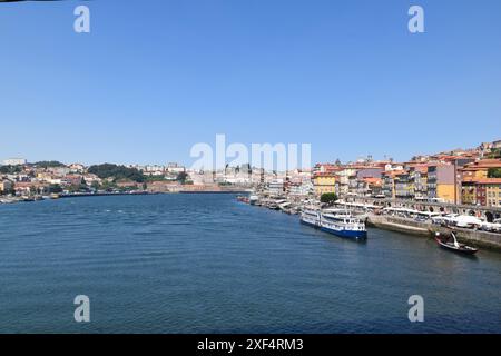 Blick auf die Ribeira Gegend in Porto. Porto - Portugal Stockfoto