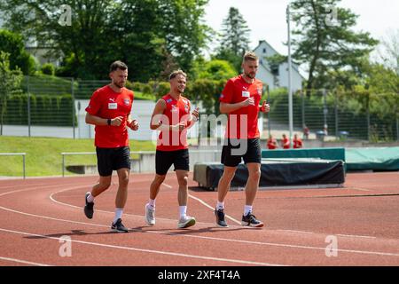 Patrick Mainka (FC Heidenheim, #06), Leonardo Weschenfelder Scienza, Denis Thomalla (FC Heidenheim, #11), GER, FC Heidenheim, Laktattest, Fussball, Bundesliga, Spielzeit 2024/2025, 01.07.2024, Foto: Eibner-Pressefoto/Sascha Walther Stockfoto