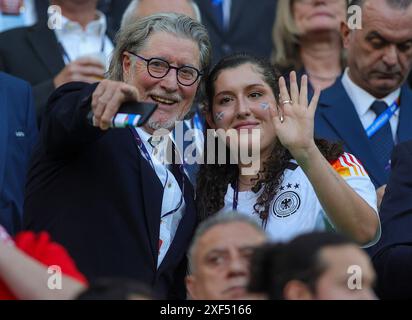 Köln, Deutschland. Juni 2024. firo : 19.06.2024, Fußball: UEFA EURO 2024, EM, Europameisterschaft 2024, Gruppenphase, M13, Match 13, Schottland - Schweiz 1:1 Toni Schumacher Legende des FC Köln ehemaliger Torhüter von Deutschland Credit: dpa/Alamy Live News Stockfoto