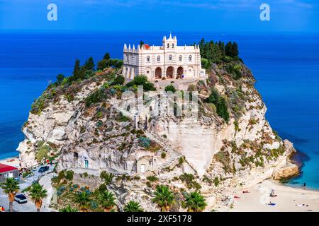 Tropea, Vibo Valentina, Italien im Heiligtum Santa Maria dell'Isola. Stockfoto