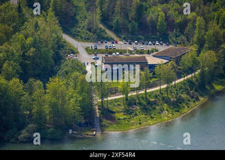 Luftaufnahme, H1 am See Restaurant Gastronomie am Hennesee, Berghausen, Meschede, Sauerland, Nordrhein-Westfalen, Deutschland, Luftbild, H1 von der l Stockfoto
