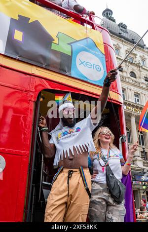 Pride in London Feiern, Central London, Samstag, 29. Juni 2024 Stockfoto