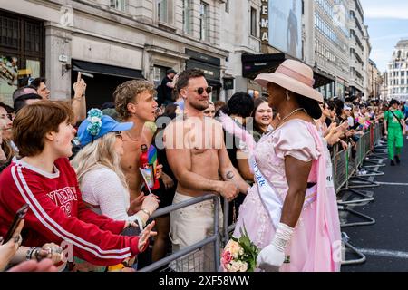 Pride in London Feiern, Central London, Samstag, 29. Juni 2024 Stockfoto