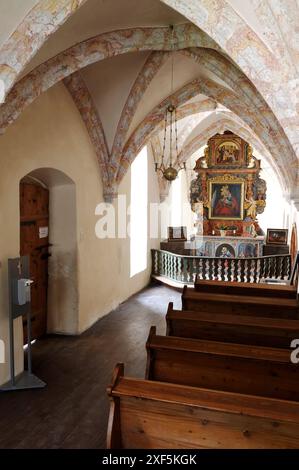 Pürgg, Steiermark, Österreich. Die katholische Pfarrkirche St. Georg ist ein römisch-katholischer Kirchenkomplex in der ehemaligen Gemeinde Pürgg-Trautenfels. Lady Chapel - Pfarrkirche St. George Stockfoto