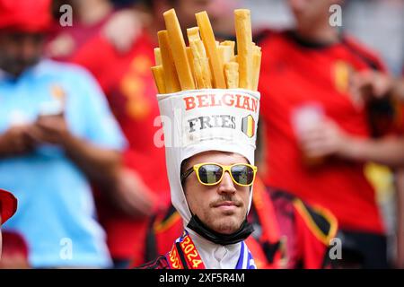 Düsseldorf, Deutschland. Juli 2024. Belgien-Fan beim Spiel der UEFA Euro 2024 zwischen Frankreich und Belgien, Achtelfinale, spielte am 1. Juli 2024 in der Düsseldorfer Arena. (Foto: Sergio Ruiz/PRESSINPHOTO) Credit: PRESSINPHOTO SPORTS AGENCY/Alamy Live News Stockfoto