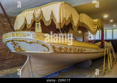 Falua von Isabel II oder Königliches Boot des Königlichen Faluas Museums im Jardin del Principe de Aranjuez, Madrid, Autonome Gemeinschaft, Spanien, Europa. Stockfoto