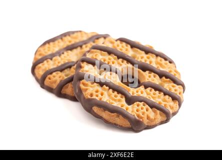 Sweet Fudge Striped Shortbreak Cookies isoliert auf weißem Hintergrund Stockfoto