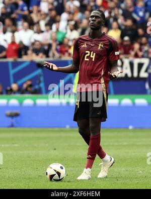 Düsseldorf, Deutschland. Juli 2024. Amadou Onana aus Belgien, dargestellt während eines Fußballspiels zwischen Frankreich und der belgischen Fußballnationalmannschaft Red Devils, Montag, den 1. Juli 2024 in Düsseldorf, beim Achtelfinale der UEFA Euro 2024-Europameisterschaft. BELGA FOTO BRUNO FAHY Credit: Belga News Agency/Alamy Live News Stockfoto