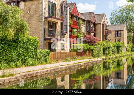 Konzessionsgebiete am Bowbridge Lock on the Stroudwater Navigation in den Stroud Valleys, Gloucestershire, England Großbritannien Stockfoto