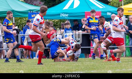 Drei Spiele der Rugby League wurden am Armed Forces Day in Warrington für die Tom Sephton Trophy ausgetragen, einen jungen Soldaten aus Warrington, der in AK leider getötet wurde Stockfoto