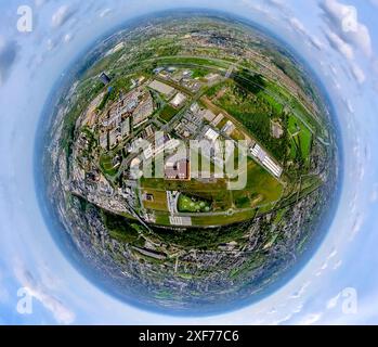 Luftaufnahme, sternförmiges Einkaufszentrum Westfield Centro, allgemeine Ansicht der Neuen Mitte mit Gasometer auf dem Rhein-Herne-Kanal und Emscher, Borbe Stockfoto