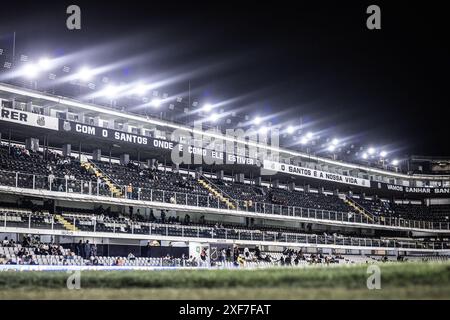 Santos, Brasilien. Juli 2024. SP - SANTOS - 01/07/2024 - BRASILEIRO B 2024, SANTOS x CHAPECOENSE - Allgemeine Ansicht des Stadions Vila Belmiro für das Spiel zwischen Santos und Chapecoense für die brasilianische B 2024 Meisterschaft. Foto: Abner Dourado/AGIF Credit: AGIF/Alamy Live News Stockfoto