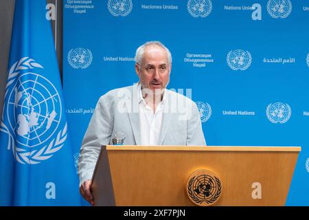 New York, USA. Juli 2024. Pressemitteilung durch die Sprecherin des Generalsekretärs Stephane Dujarric am 1. Juli 2024 im Hauptquartier der Vereinten Nationen in New York. (Foto: Lev Radin/SIPA USA) Credit: SIPA USA/Alamy Live News Stockfoto