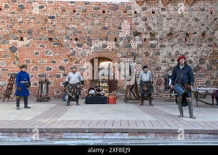 Mir, Weißrussland - 29. Mai 2024: Nachstellung eines Ritterduells auf der Burg mir in Weißrussland Stockfoto