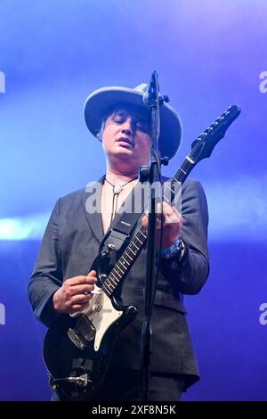 Rom, Italien. Juli 2024. Pete Doherty von den Libertines tritt am 1. Juli 2024 während der Tour 2024 im Villa Ada Estate 2024 in Rom auf. (Foto: Domenico Cippitelli/NurPhoto) Credit: NurPhoto SRL/Alamy Live News Stockfoto