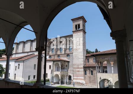 Frühromanische Basilika di San Salvatore (Basilika San Salvatore) aus dem IX. Jahrhundert bis XVI. Jahrhundert im Museo di Santa Giulia (Santa Giulia City Muse) Stockfoto