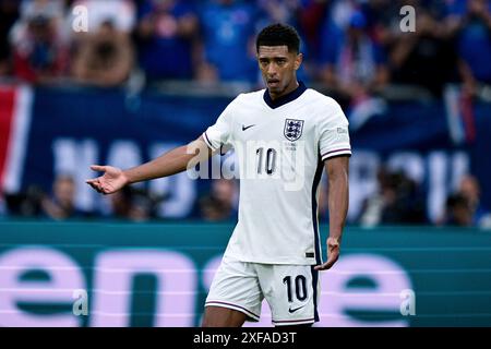 GELSENKIRCHEN, DEUTSCHLAND - JUNI 30: Jude Bellingham beim Achtelfinale der UEFA EURO 2024 zwischen England und der Slowakei am Juni in der Arena AufSchalke Stockfoto