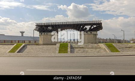 Trajans Bridge Modell Historisches Wahrzeichen aus dem Römischen Reich an der Kreuzung des Kreisverkehrs in Drobeta Turnu Severin Rumänien Stockfoto