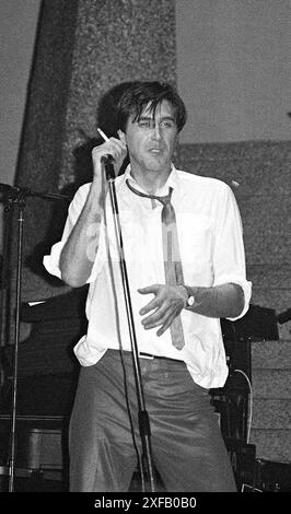 Newcastle Upon Tyne, Großbritannien, 10. Mai 1979: Bryan Ferry, Sänger und Songwriter der Rockband Roxy Music, trat in der Newcastle City Hall auf. Quelle: Terry Murden / DB Media Services / Alamy Stockfoto