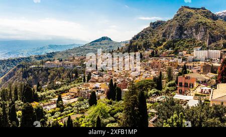 Geographie / Reisen, Italien, Sizilien, Taormina, Stadtlandschaft, ADDITIONAL-RIGHTS-CLEARANCE-INFO-NOT-AVAILABLE Stockfoto