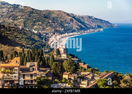 Geographie / Reisen, Italien, Sizilien, Taormina, Stadtlandschaft, ADDITIONAL-RIGHTS-CLEARANCE-INFO-NOT-AVAILABLE Stockfoto