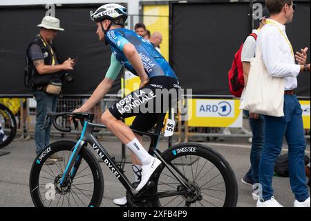 Prodhomme Nicolas, Decathlon AG2R La Mondiale Team? In Phase 3 – Start, Tour de France Rennen in Piacenza, Italien, 1. Juli 2024 Stockfoto