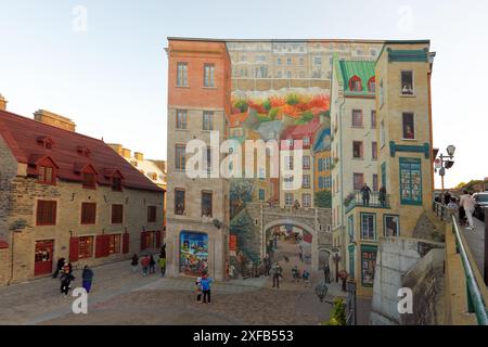 Geografie / Reisen, Kanada, Québec City, Québec, Fresque du Petit-Champlain, Wandmalerei, Altstadt, ZUSÄTZLICHE RECHTE-FREIGABE-INFO-NICHT-VERFÜGBAR Stockfoto