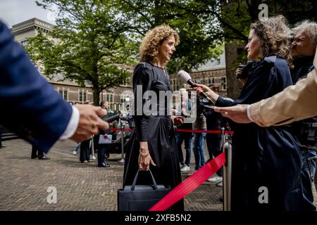 DEN HAAG: Sophie Hermans, Ministerin für Klima und grünes Wachstum, bei der Ankunft des ersten Ministerrates mit dem neuen Kabinett. ANP REMKO DE WAAL niederlande raus - belgien raus Stockfoto