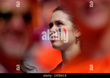 München, Deutschland. Juli 2024. Fans der Niederlande beim Fußball-Europameisterspiel 2024 zwischen Rumänien und den Niederlanden in der Münchener Fußballarena, München, Deutschland - 02. Juli 2024. Sport - Fußball . (Foto: Spada/LaPresse) Credit: LaPresse/Alamy Live News Stockfoto