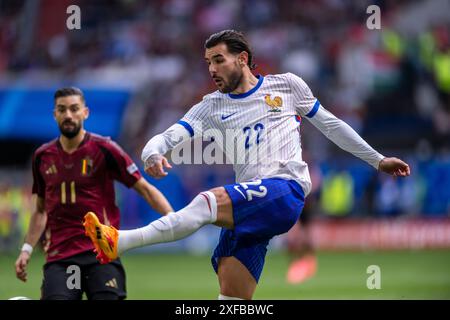 Düsseldorf, Deutschland. Am 1. Juli 2024 spielte Theo Hernandez (Frankreich) beim Spiel der UEFA Euro Germany 2024 zwischen Frankreich 1-0 Belgien in der Düsseldorf Arena am 1. Juli 2024 in Düsseldorf. Quelle: Maurizio Borsari/AFLO/Alamy Live News Stockfoto