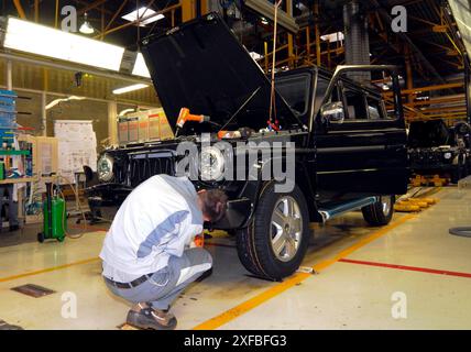 Bau der mercedes G-Klasse in graz Bau der mercedes G-Klasse Stockfoto