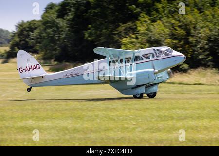 De Havilland DH.89A Dragon Rapide, Registrierung G-AHAG, beim Shuttleworth Festival of Flight, Juni 2024 Stockfoto