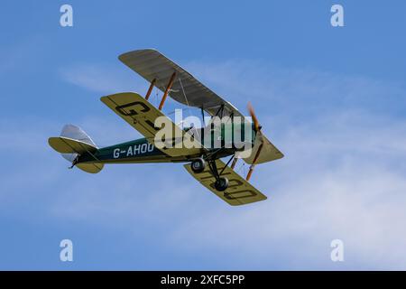 De Havilland DH82 Tiger Moth, G-AHOO, Ausstellung beim Shuttleworth Festival of Flight, Juni 2024 Stockfoto