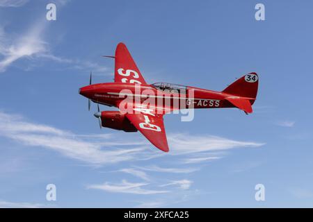 De Havilland DH88 Comet, Registrierung G-ACSS, Ausstellung auf dem Shuttleworth Festival of Flight, Juni 2024 Stockfoto