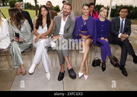 Amira Pocher, Christian Dueren und Rebecca mir bei der Marc Cain Pure Radiance Modenschau am 2.07.2024 im Rahmen der Fashion Week Berlin im Kolonnade Stockfoto