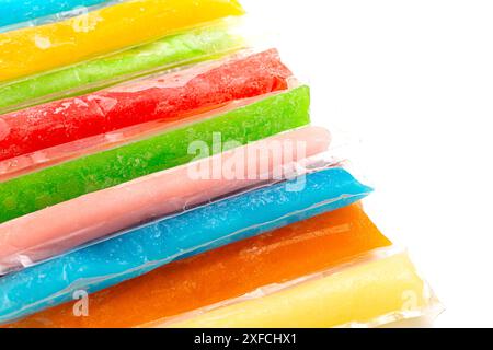 Gefrorenes Eis-Pop-Eis isoliert auf weißem Hintergrund Stockfoto