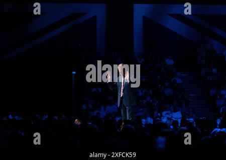 Nigel Farage Parteivorsitzender bei der „Rally for Reform“ in Birmingham NEC, dem größten Massentreffen des britischen Führers der Reform am Sonntag, den 30. Juni 2024 Stockfoto