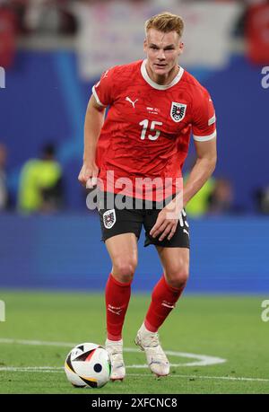 Leipzig, Deutschland. Juli 2024. Philipp Lienhart aus Österreich beim Achtelfinale der UEFA-Europameisterschaften im Leipziger Stadion. Der Bildnachweis sollte lauten: Paul Terry/Sportimage Credit: Sportimage Ltd/Alamy Live News Stockfoto