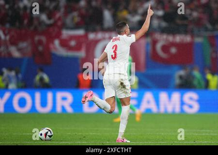 Leipzig, Deutschland. Juli 2024. Während des Spiels der UEFA Euro 2024 zwischen Österreich und Turkiye, Achtelfinale, wurde am 2. Juli 2024 in Leipzig im Red Bull Arena Stadion ausgetragen. (Foto: Bagu Blanco/PRESSINPHOTO) Credit: PRESSINPHOTO SPORTS AGENCY/Alamy Live News Stockfoto