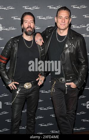 THOMAS SABO 40. Jahrestag Presse Cocktail Alec Völkel Boss Burns und Sascha Vollmer Hoss Power von der BossHoss Fashion Week Berlin THOMAS SABO 40. Jahrestag Presse Cocktail & Collection Präsentation im China Club Berlin *** THOMAS SABO 40. Jahrestag Presse Cocktail Alec Völkel Boss Burns und Sascha Vollmer Hoss Power von der BossHoss Fashion Week Berlin THOMAS SABO 40th Anniversary Press Cocktail Collection Präsentation im China Club Berlin Copyright: xEventpressxFuhrx Stockfoto