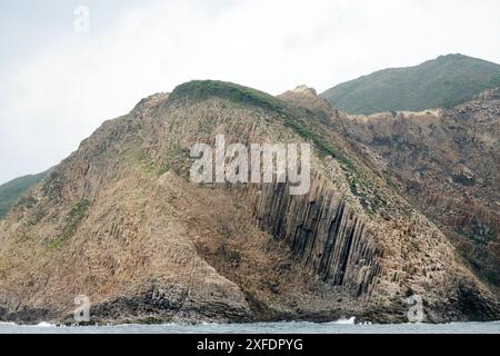 Zerklüftete Küstenlandschaften im Sai Kung East Country Park in Hongkong. Stockfoto