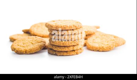 Leckere Haferflockenkekse isoliert auf weißem Hintergrund. Stockfoto