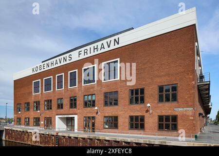 Pakhus 54, gebaut für Det Østasiatiske Kompagni (Ostasiatische Gesellschaft) im Jahr 1953; Sundmolen, Kopenhagen, Dänemark Stockfoto