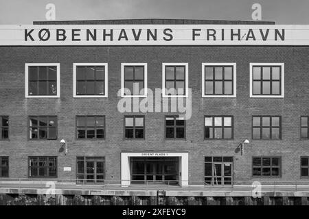Pakhus 54, gebaut für Det Østasiatiske Kompagni (Ostasiatische Gesellschaft) im Jahr 1953; Sundmolen, Kopenhagen, Dänemark Stockfoto