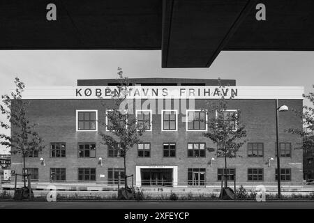 Pakhus 54, gebaut für Det Østasiatiske Kompagni (Ostasiatische Gesellschaft) im Jahr 1953; Sundmolen, Kopenhagen, Dänemark Stockfoto